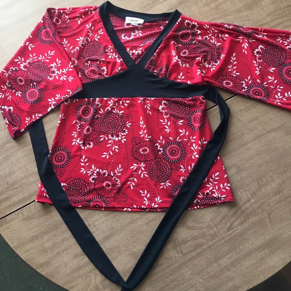 Girl's flower print blouse - size XL (16)
